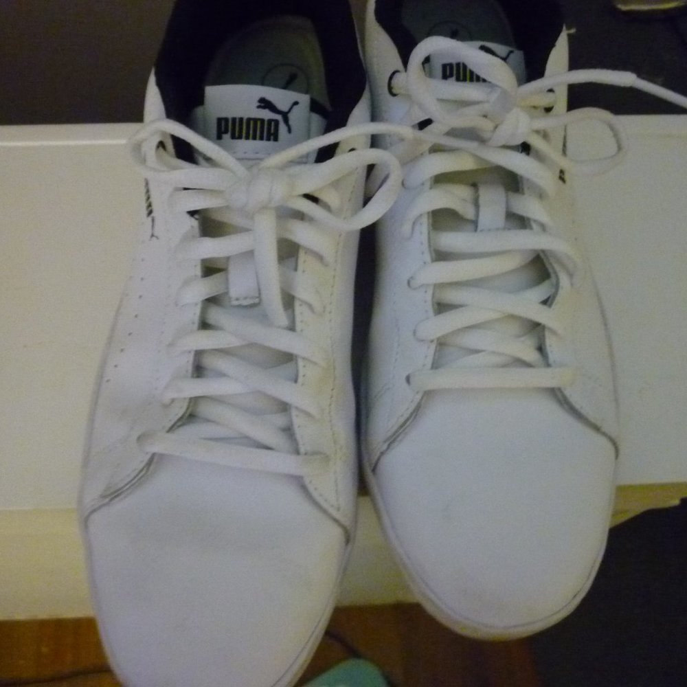 Puma sneakers white US 9.5 gently worn good